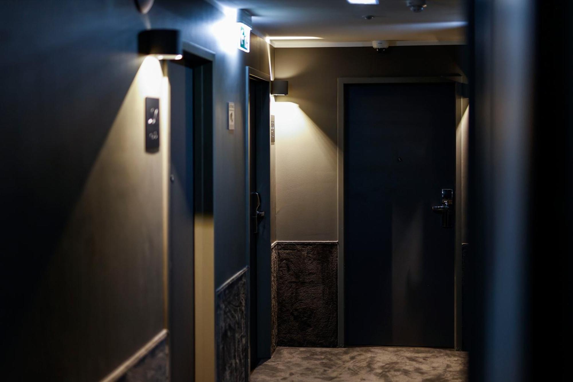Sleephotels Cosmos Hamburg Bagian luar foto