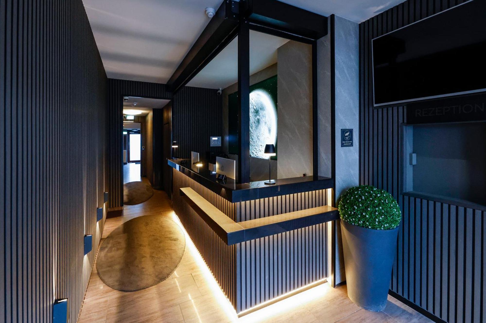 Sleephotels Cosmos Hamburg Bagian luar foto