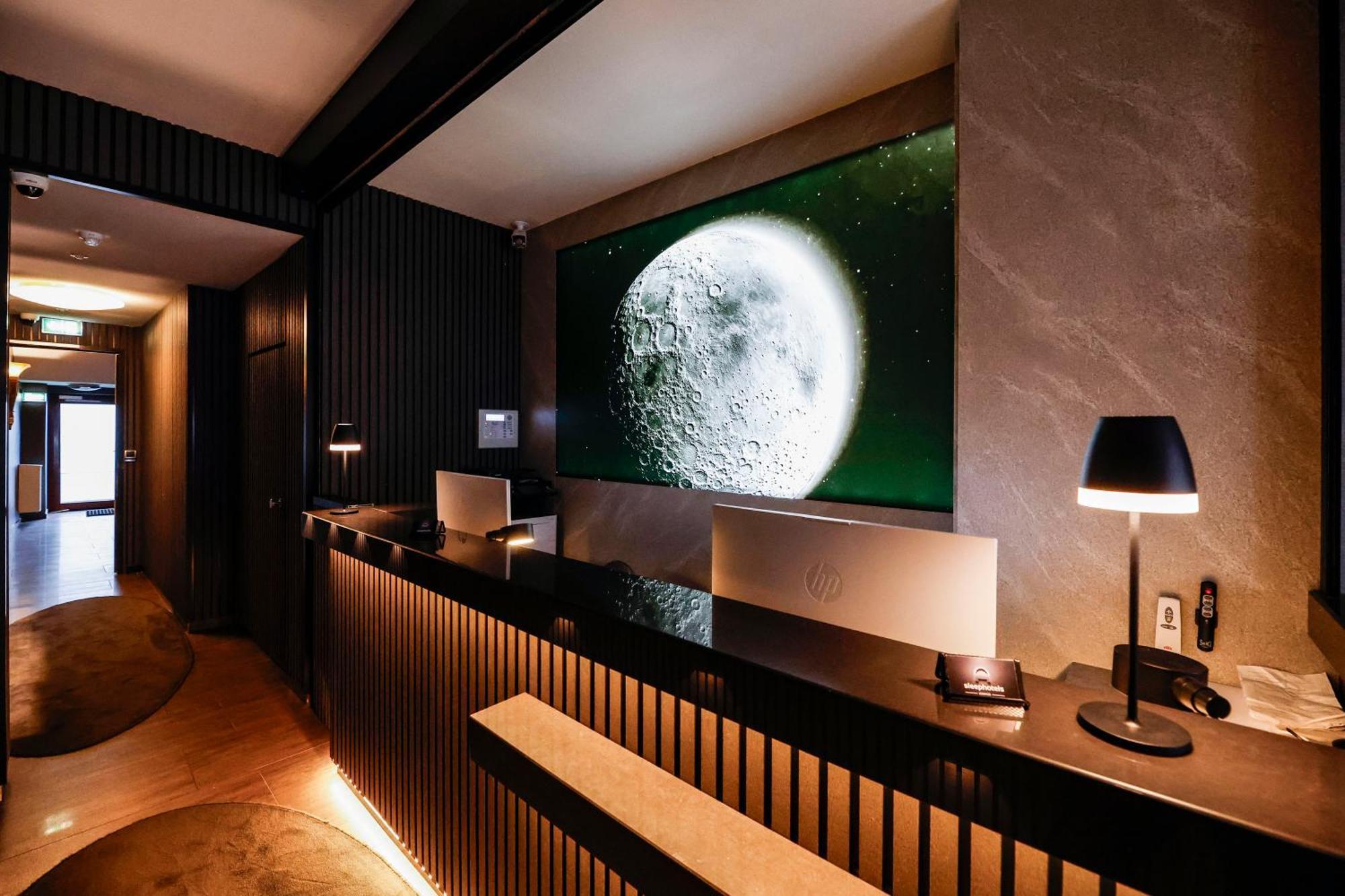 Sleephotels Cosmos Hamburg Bagian luar foto