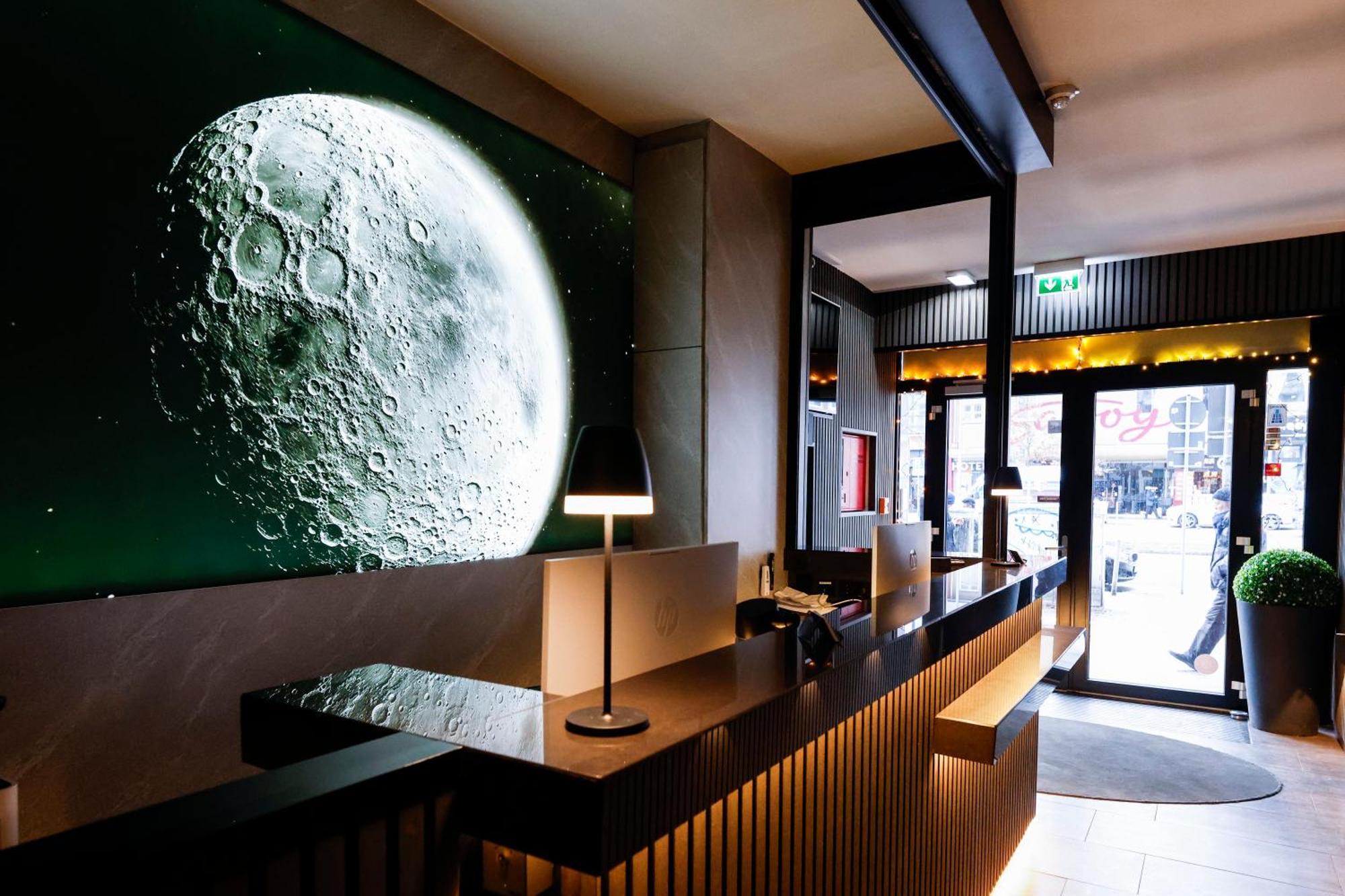 Sleephotels Cosmos Hamburg Bagian luar foto