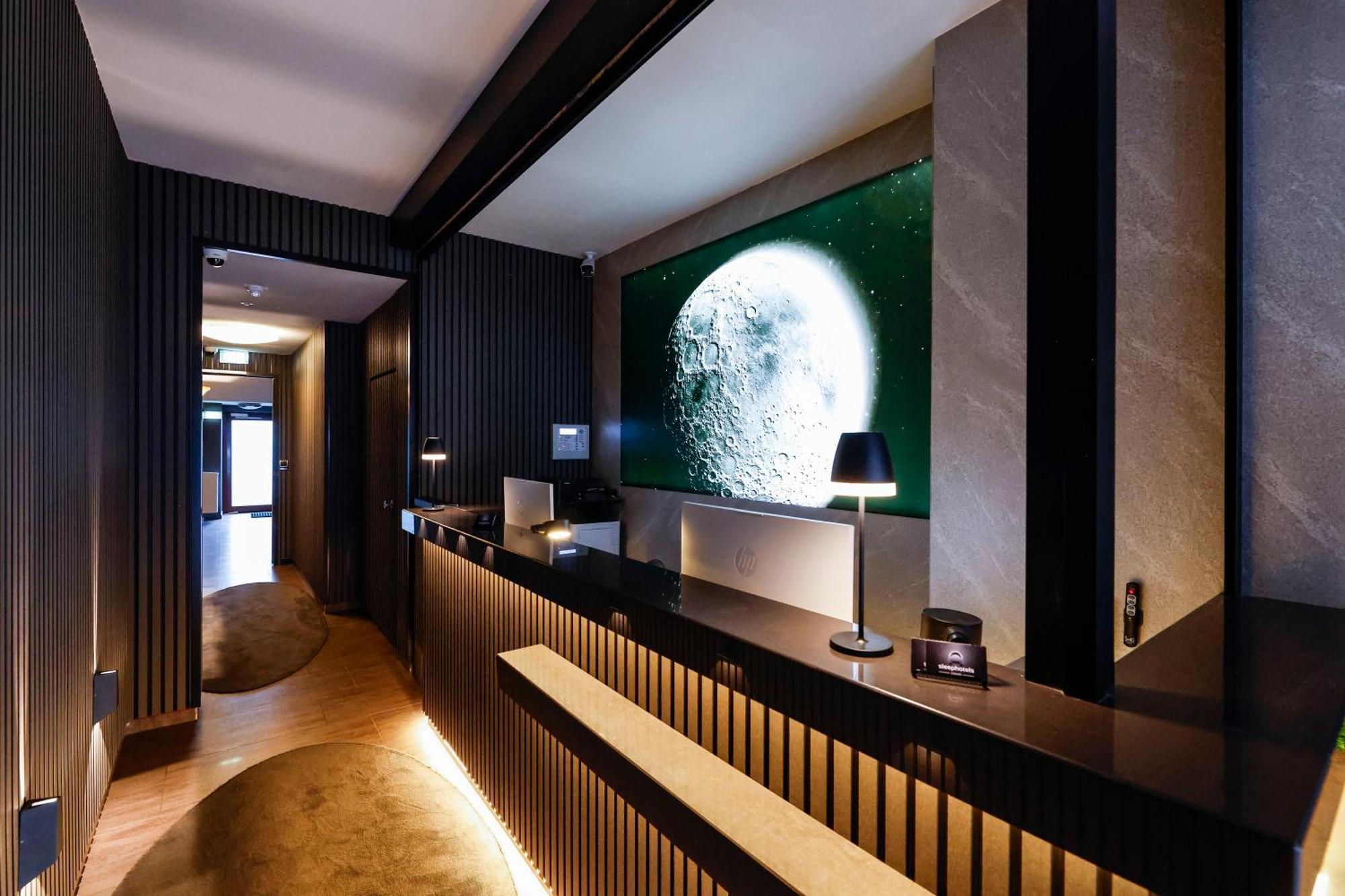 Sleephotels Cosmos Hamburg Bagian luar foto