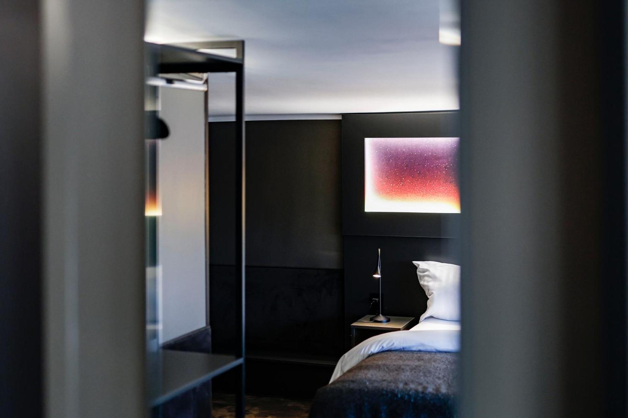 Sleephotels Cosmos Hamburg Bagian luar foto