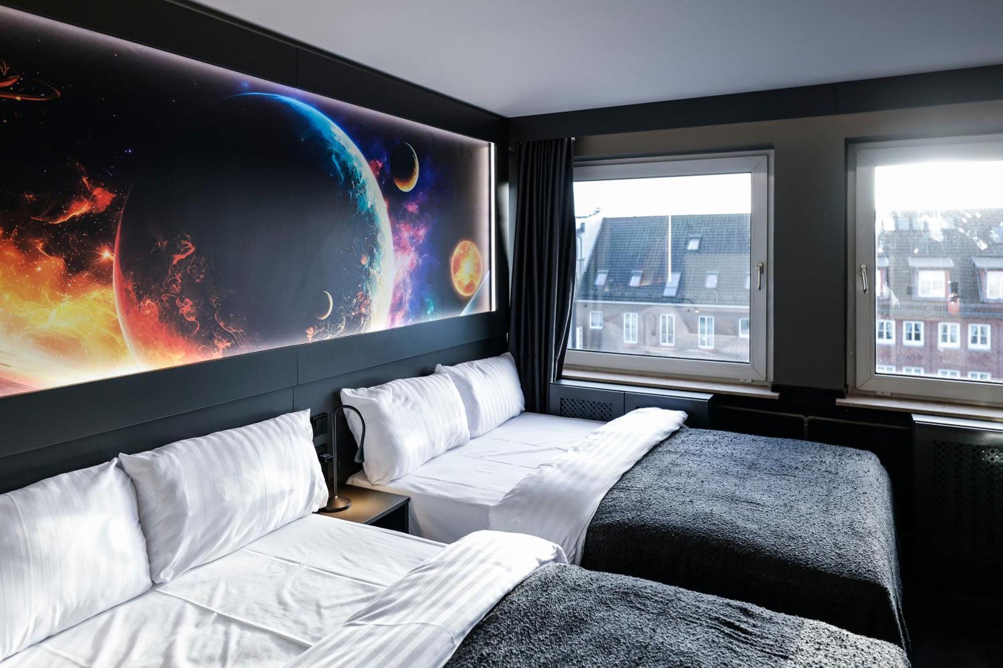 Sleephotels Cosmos Hamburg Bagian luar foto