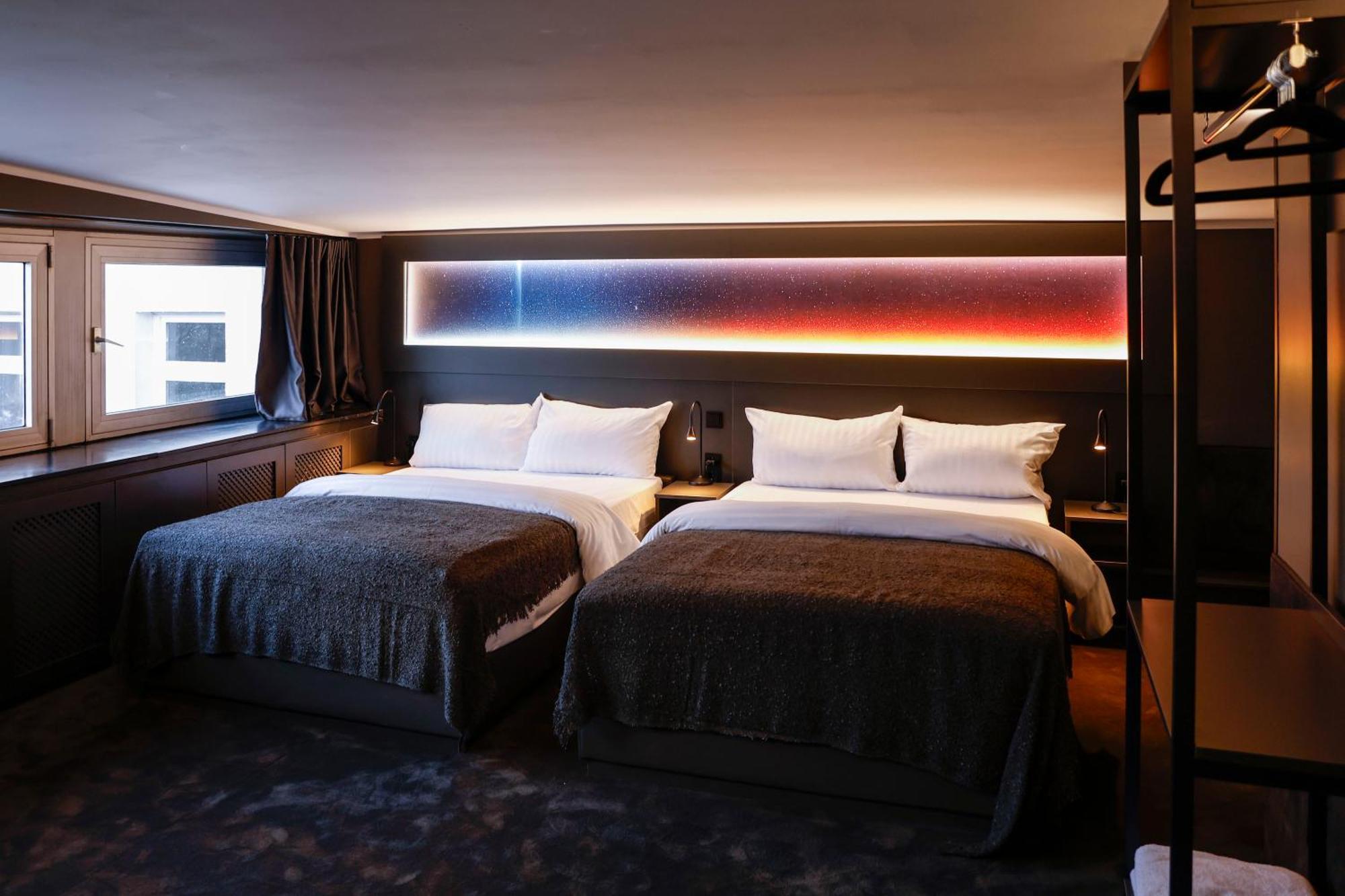 Sleephotels Cosmos Hamburg Bagian luar foto